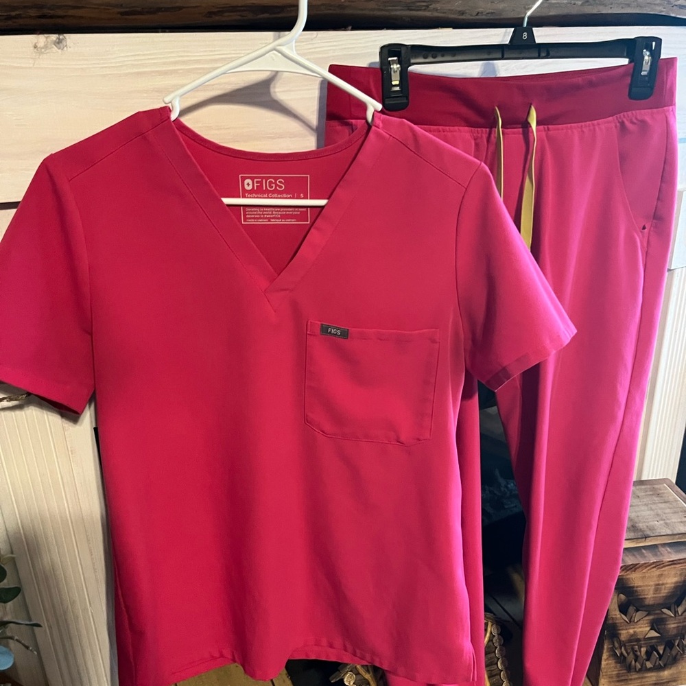 Figs Shocking Pink Scrubs